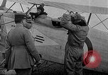 Standbild Ersten Weltkrieg berühmte ace Aviators Belgien, 1918, aus Sekunde 35 historischem Filmmaterial Videoclip 65675054366