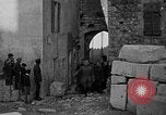 Immagine di Soldati statunitensi godendo del sud della Francia Nizza Francia, 1918, secondo 56 filmato di repertorio 65675054368
