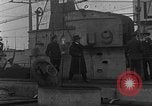 Standbild Ende Ersten Weltkrieg England, 1919, aus Sekunde 43 historischem Filmmaterial Videoclip 65675054371