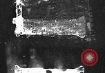 Standbild Ende Ersten Weltkrieg England, 1919, aus Sekunde 49 historischem Filmmaterial Videoclip 65675054371