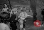 Image éléphant dansant Sparks Nevada USA, 1966, de la seconde 17 séquences d'archives historiques vidéo 65675054391