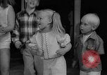 Image éléphant dansant Sparks Nevada USA, 1966, de la seconde 39 séquences d'archives historiques vidéo 65675054391
