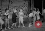 Image éléphant dansant Sparks Nevada USA, 1966, de la seconde 41 séquences d'archives historiques vidéo 65675054391