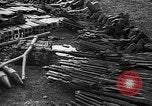 Standbild Stadt Dong Xoai ernsthaft in Angriff durch die Viet Cong beschädigt Dong Xoai Vietnam, 1965, aus Sekunde 37 historischem Filmmaterial Videoclip 65675054392