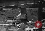Standbild Stadt Dong Xoai ernsthaft in Angriff durch die Viet Cong beschädigt Dong Xoai Vietnam, 1965, aus Sekunde 52 historischem Filmmaterial Videoclip 65675054392