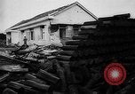 Standbild Stadt Dong Xoai ernsthaft in Angriff durch die Viet Cong beschädigt Dong Xoai Vietnam, 1965, aus Sekunde 59 historischem Filmmaterial Videoclip 65675054392