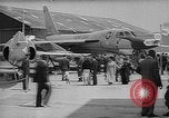Standbild International Air Show Frankreich, 1965, aus Sekunde 49 historischem Filmmaterial Videoclip 65675054394
