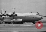 Standbild International Air Show Frankreich, 1965, aus Sekunde 55 historischem Filmmaterial Videoclip 65675054394