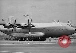 Standbild International Air Show Frankreich, 1965, aus Sekunde 56 historischem Filmmaterial Videoclip 65675054394