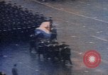 Standbild sowjetischen militärischen Parade Moskau Russland Sowjetunion, 1975, aus Sekunde 14 historischem Filmmaterial Videoclip 65675054400
