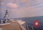 Standbild sowjetische Flugzeugträger Istanbul Türkei, 1975, aus Sekunde 9 historischem Filmmaterial Videoclip 65675054402