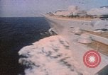 Standbild sowjetische Flugzeugträger Istanbul Türkei, 1975, aus Sekunde 32 historischem Filmmaterial Videoclip 65675054402