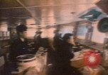 Standbild sowjetische Flugzeugträger Istanbul Türkei, 1975, aus Sekunde 51 historischem Filmmaterial Videoclip 65675054402