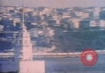 Standbild sowjetische Flugzeugträger Istanbul Türkei, 1975, aus Sekunde 61 historischem Filmmaterial Videoclip 65675054402