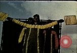 Standbild NATO Flugzeugträger während des Betriebs Strikeback Europa, 1957, aus Sekunde 16 historischem Filmmaterial Videoclip 65675054408