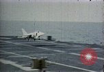 Standbild NATO Flugzeugträger während des Betriebs Strikeback Europa, 1957, aus Sekunde 19 historischem Filmmaterial Videoclip 65675054408