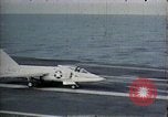 Standbild NATO Flugzeugträger während des Betriebs Strikeback Europa, 1957, aus Sekunde 20 historischem Filmmaterial Videoclip 65675054408