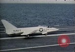 Standbild NATO Flugzeugträger während des Betriebs Strikeback Europa, 1957, aus Sekunde 22 historischem Filmmaterial Videoclip 65675054408