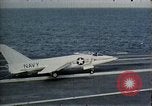 Standbild NATO Flugzeugträger während des Betriebs Strikeback Europa, 1957, aus Sekunde 23 historischem Filmmaterial Videoclip 65675054408