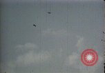 Standbild Strikeback Funktion Europa, 1957, aus Sekunde 40 historischem Filmmaterial Videoclip 65675054410