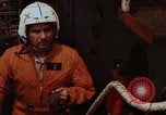Standbild USS Kitty Hawk Yankee Station Vietnam, 1968, aus Sekunde 24 historischem Filmmaterial Videoclip 65675054433