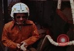 Standbild USS Kitty Hawk Yankee Station Vietnam, 1968, aus Sekunde 36 historischem Filmmaterial Videoclip 65675054433