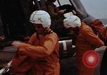 Standbild USS Kitty Hawk Yankee Station Vietnam, 1968, aus Sekunde 52 historischem Filmmaterial Videoclip 65675054433