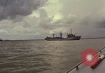 Image Opération par va-et-vient Vietnam Dong Tranh River, 1966, de la seconde 11 séquences d'archives historiques vidéo 65675054442