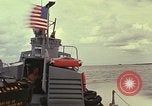 Image Opération par va-et-vient Vietnam Dong Tranh River, 1966, de la seconde 59 séquences d'archives historiques vidéo 65675054442