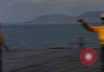 Image Opération par va-et-vient Dong Rivière Tranh Vietnam, 1966, de la seconde 31 séquences d'archives historiques vidéo 65675054443