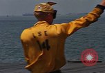Image Opération par va-et-vient Dong Rivière Tranh Vietnam, 1966, de la seconde 50 séquences d'archives historiques vidéo 65675054443
