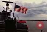Immagine di Funzionamento Jackstay Il Vietnam, 1966, secondo 16 filmato di repertorio 65675054455