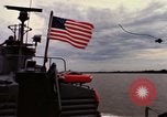 Immagine di Funzionamento Jackstay Il Vietnam, 1966, secondo 20 filmato di repertorio 65675054455