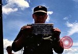 Immagine di Funzionamento Jackstay Il Vietnam, 1966, secondo 6 filmato di repertorio 65675054456