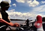 Immagine di Funzionamento Jackstay Il Vietnam, 1966, secondo 35 filmato di repertorio 65675054456