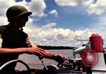 Immagine di Funzionamento Jackstay Il Vietnam, 1966, secondo 44 filmato di repertorio 65675054456