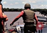 Immagine di Funzionamento Jackstay Il Vietnam, 1966, secondo 51 filmato di repertorio 65675054456