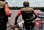 Immagine di Funzionamento Jackstay Il Vietnam, 1966, secondo 55 filmato di repertorio 65675054456