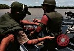 Immagine di Funzionamento Jackstay Il Vietnam, 1966, secondo 60 filmato di repertorio 65675054456