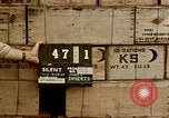 Standbild K-rationen Manila Philippinen, 1945, aus Sekunde 1 historischem Filmmaterial Videoclip 65675054464