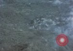 Immagine di Aria investe sul giapponese accampamenti militari Formosa, 1945, secondo 21 filmato di repertorio 65675054465