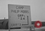 Standbild Camp Philip Morris Le Havre Frankreich, 1945, aus Sekunde 42 historischem Filmmaterial Videoclip 65675054472