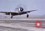 Standbild USAAC P-47s und P-38s Betrieb am Flugplatz (A-78) Florennes Belgien, 1945, aus Sekunde 27 historischem Filmmaterial Videoclip 65675054473