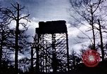 Standbild US Army Antiaircraft Tower in der Nähe Flugplatz Avril Frankreich, 1945, aus Sekunde 13 historischem Filmmaterial Videoclip 65675054475