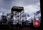 Standbild US Army Antiaircraft Tower in der Nähe Flugplatz Avril Frankreich, 1945, aus Sekunde 39 historischem Filmmaterial Videoclip 65675054475