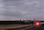Standbild P-47D Thunderbolt Florennes Belgien, 1945, aus Sekunde 52 historischem Filmmaterial Videoclip 65675054476