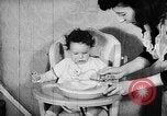 Immagine di Figli di combattenti United States USA, 1943, secondo 18 filmato di repertorio 65675054481