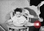 Immagine di Figli di combattenti United States USA, 1943, secondo 20 filmato di repertorio 65675054481