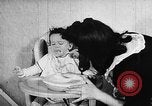 Immagine di Figli di combattenti United States USA, 1943, secondo 24 filmato di repertorio 65675054481