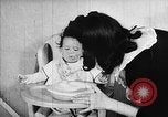 Immagine di Figli di combattenti United States USA, 1943, secondo 25 filmato di repertorio 65675054481